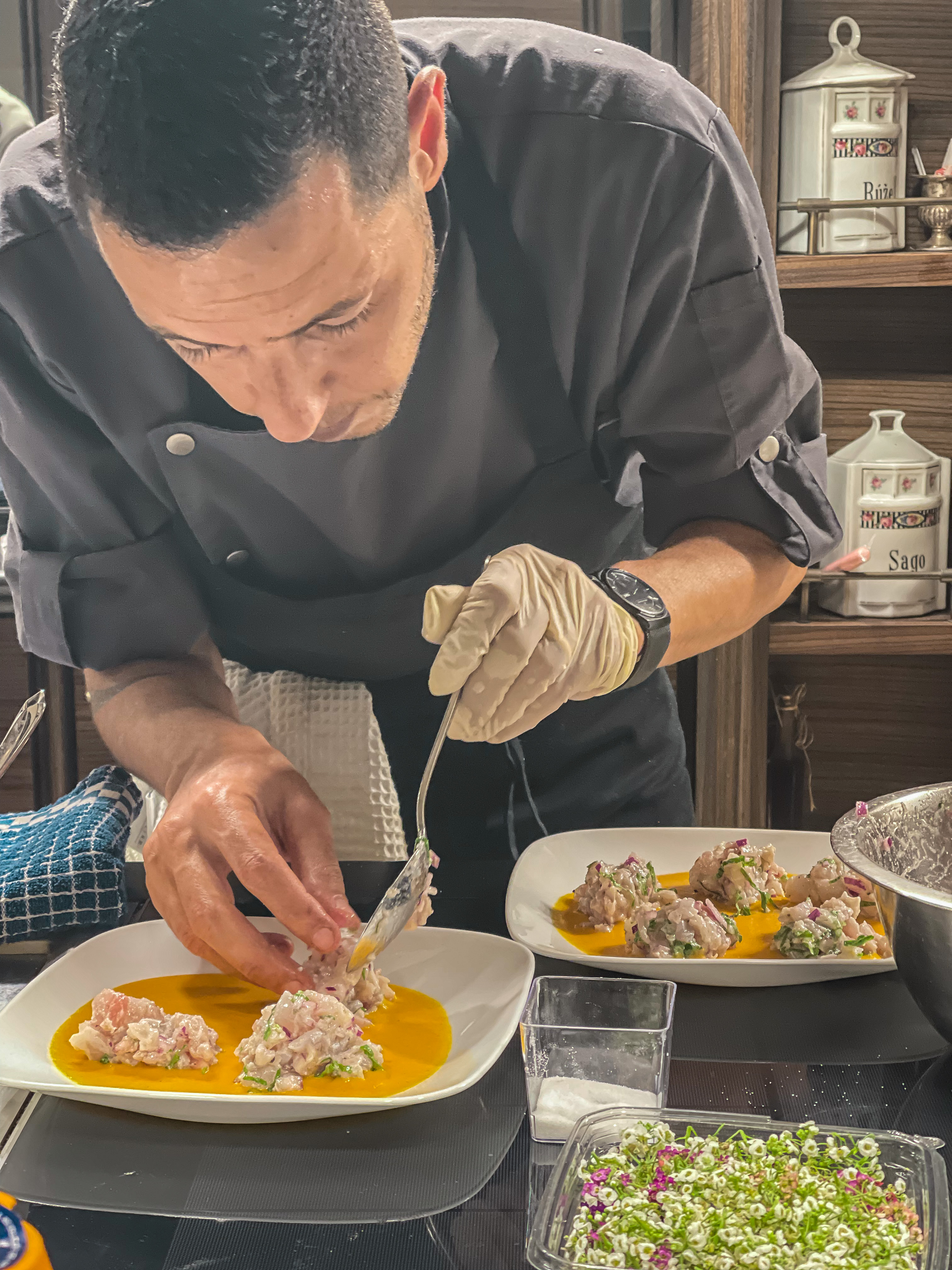 שף רועי צדוק בעבודה